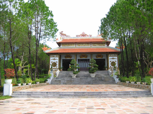 Hội thảo Phân tích chuỗi giá trị du lịch của Trung tâm văn hoá Huyền Trân tại Huế