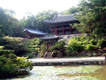 Kỳ ảo vườn thượng uyển Piwon - Hàn Quốc
