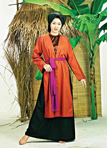 Áo tứ thân, khăn mỏ quạ: Trang phục truyền thống và duyên dáng của phụ nữ Kinh Bắc