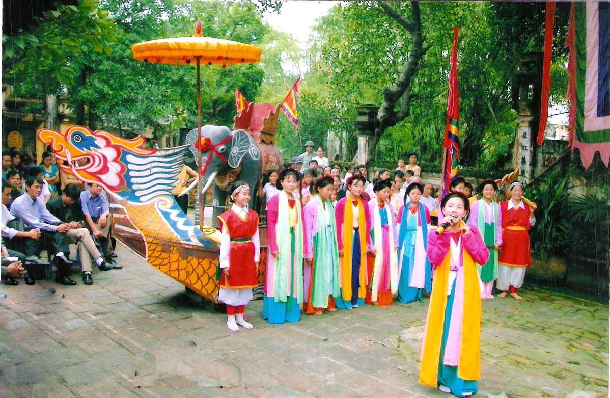 Tổng Gối (Hà Nội): Cái nôi của chèo tàu và di tích lịch sử văn hoá
