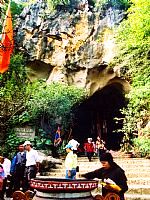 Lạng Sơn: Khu di tích Nhị -Tam Thanh thu hút nhiều du khách tới thăm