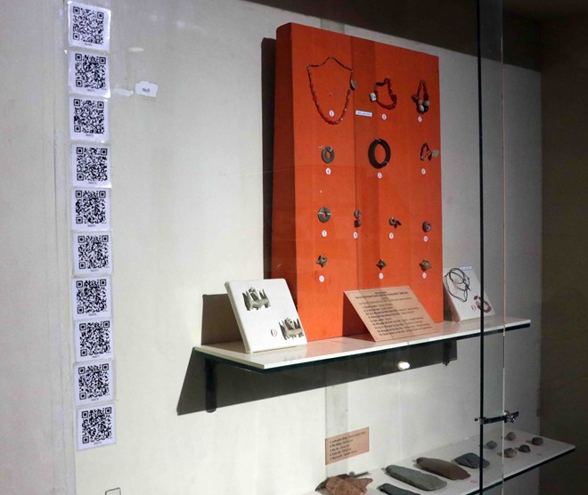 Bảo tàng Đà Nẵng thực hiện thuyết minh đa ngữ qua thiết bị di động