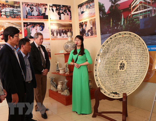 Hải Dương: Trưng bày trên 500 tài liệu, hiện vật, hình ảnh về gốm Chu Đậu