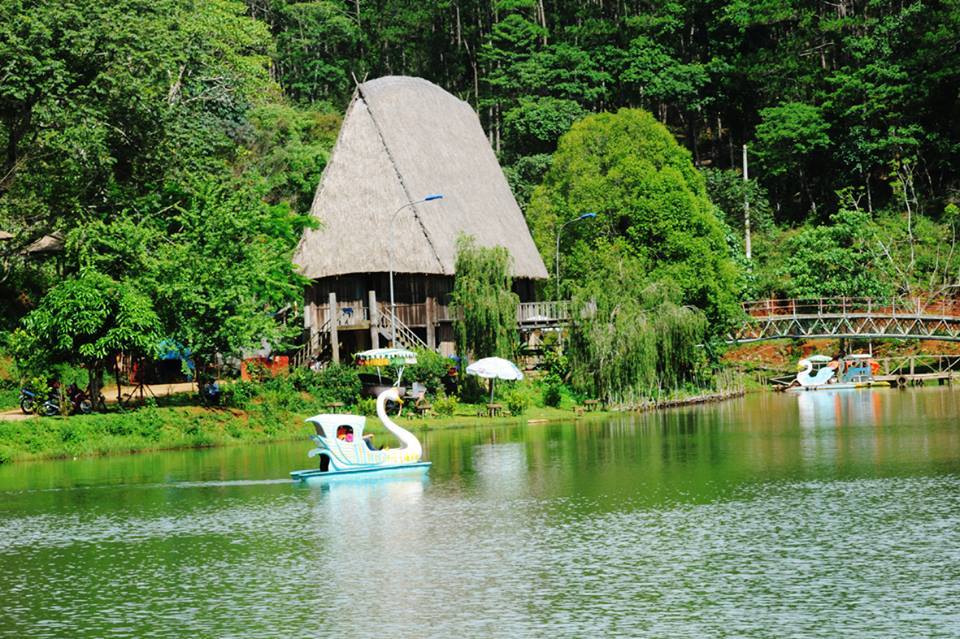 Khách sạn ở Kon Tum (2 sao - chưa xếp hạng)