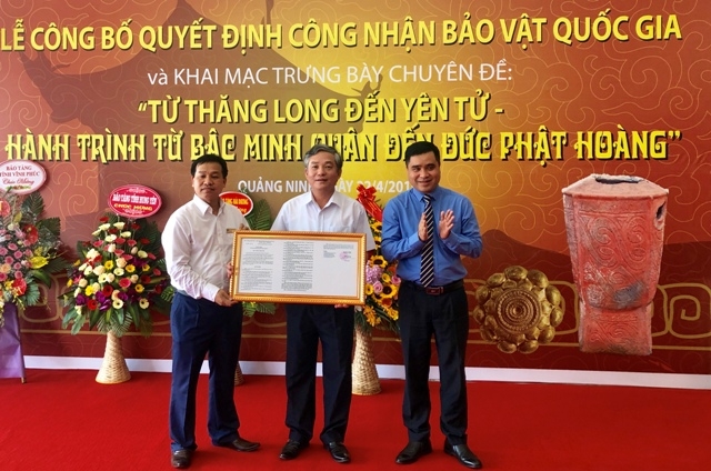 Quảng Ninh công bố quyết định công nhận hai bảo vật quốc gia