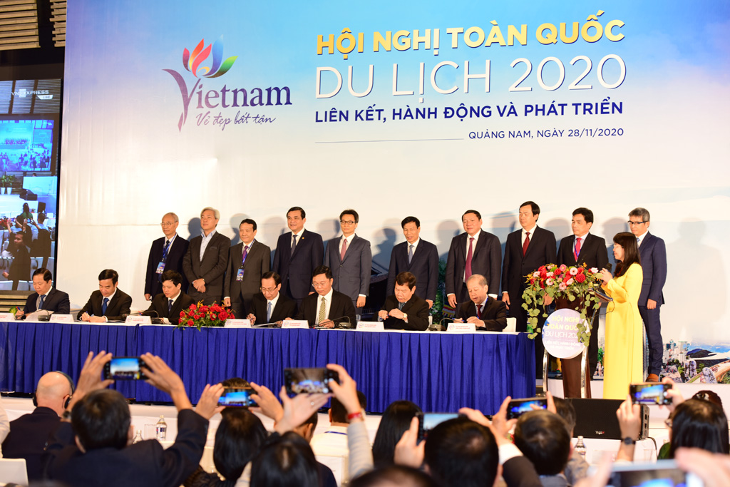 Hội nghị toàn quốc về du lịch 2020: 