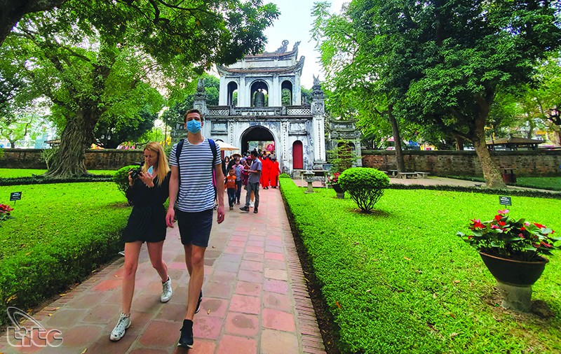 Khách quốc tế đến Việt Nam trong tháng 3 giảm sâu kỷ lục do ảnh hưởng của đại dịch Covid-19