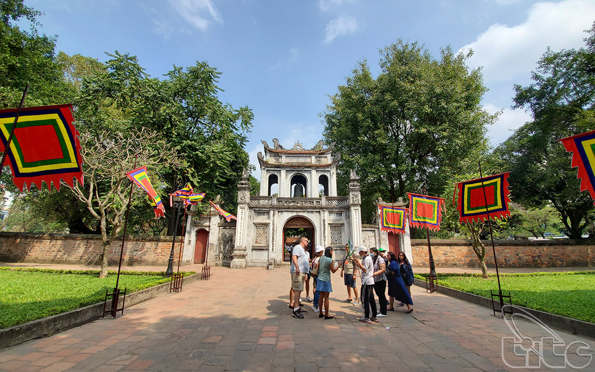 Nhiều điểm di tích - văn hóa lịch sử của Hà Nội tạm dừng đón khách đến hết ngày 31/3
