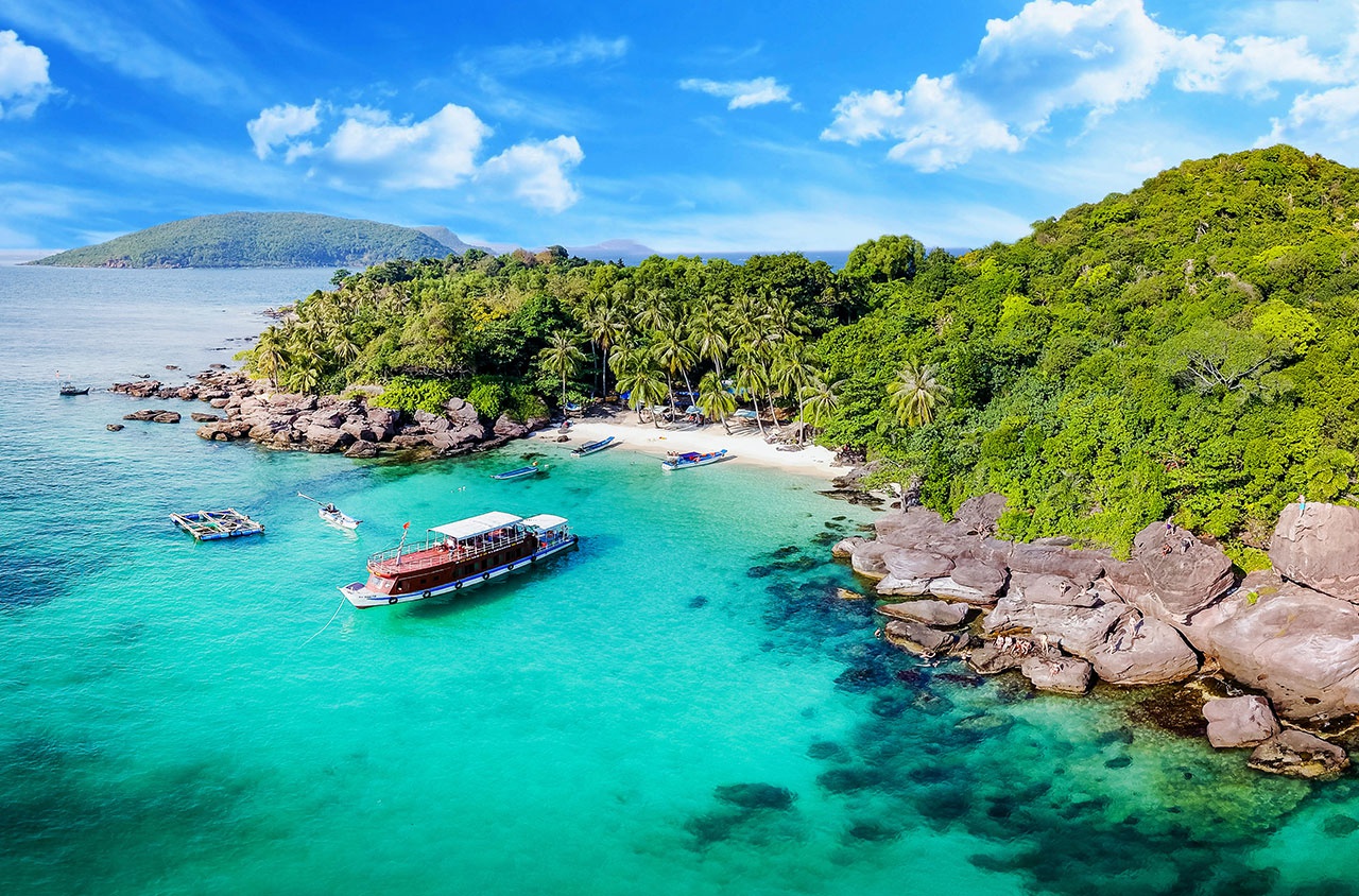 Thủ tướng chỉ đạo các địa phương bảo đảm một kỳ nghỉ lành mạnh, an toàn cho người dân