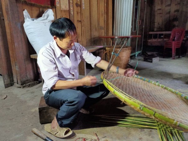 Độc đáo nghề đan lát truyền thống của người Dao Đỏ