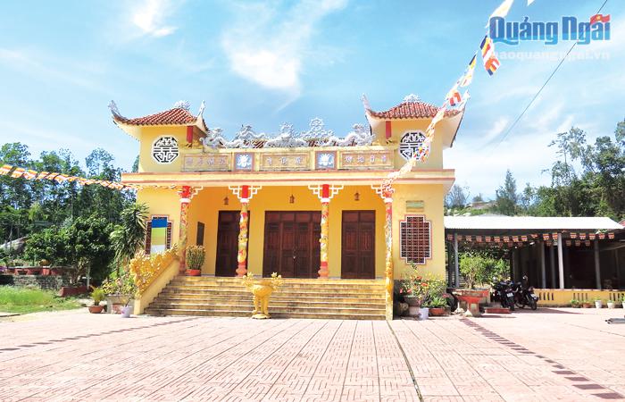 Ngoạn cảnh chùa Linh Tiên (Quảng Ngãi)