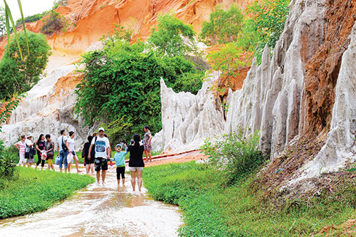 Phan Thiết (Bình Thuận): Bảo tồn và phát huy giá trị di tích, thắng cảnh phục vụ du lịch