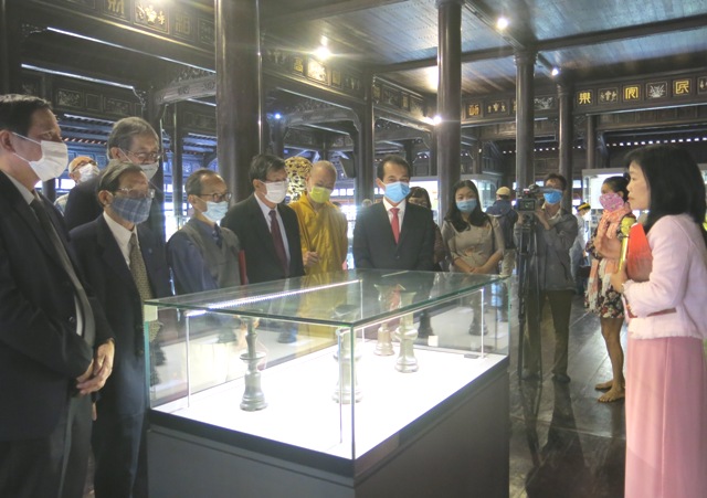 Khai mạc trưng bày về hoàng đế Gia Long