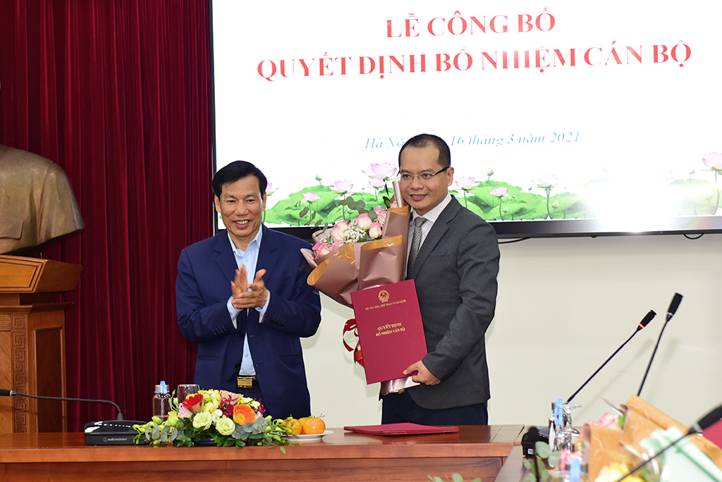 Bộ trưởng Nguyễn Ngọc Thiện trao Quyết định bổ nhiệm cán bộ Quỹ hỗ trợ phát triển du lịch