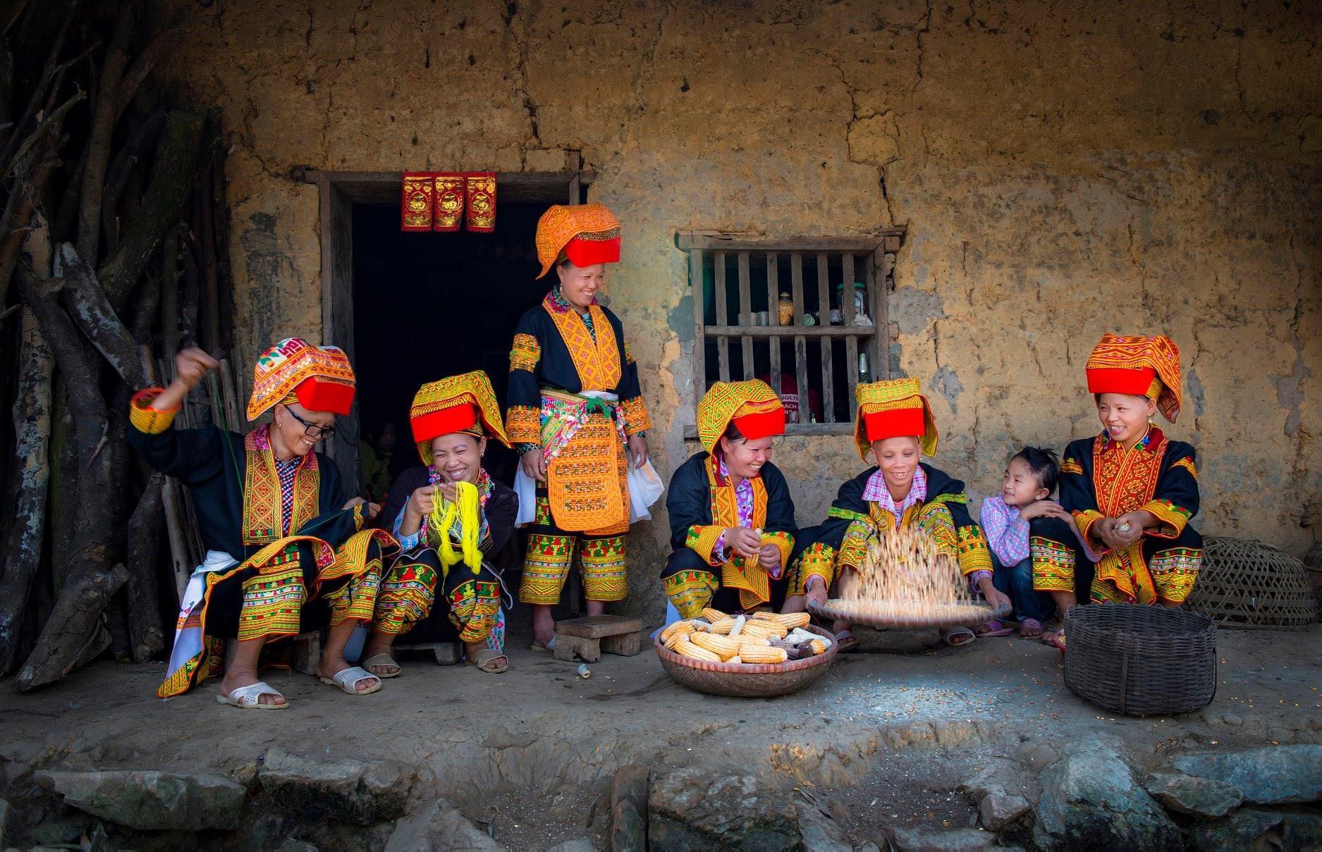 Nét đẹp văn hóa trong trang phục dân tộc Dao