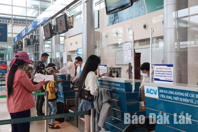 Đắk Lắk: Triển khai công tác chuẩn bị đón người nhập cảnh trên các chuyến bay thương mại quốc tế chở khách thường lệ