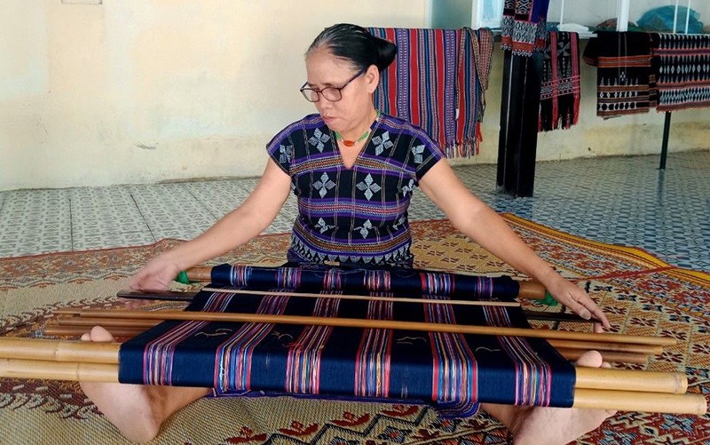 Thừa Thiên Huế: Người đưa sản phẩm zèng truyền thống ra thế giới
