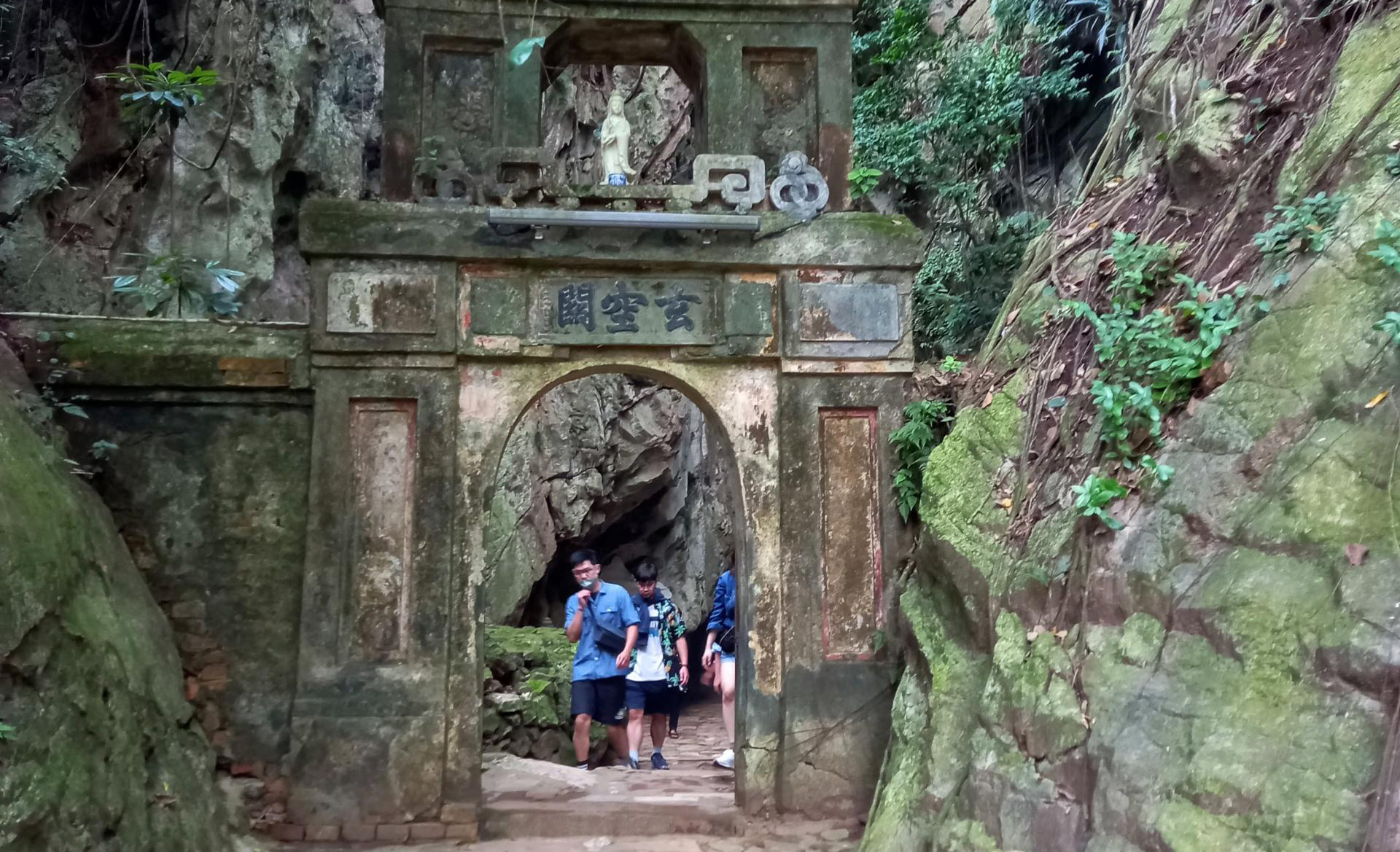 Đà Nẵng: Thủy Sơn có động Huyền Không
