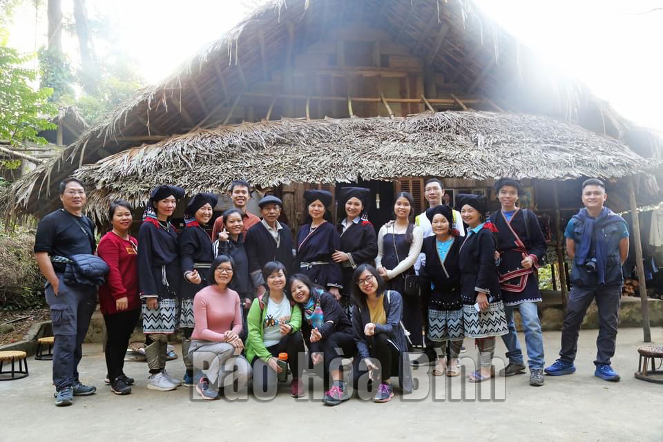 Hòa Bình: Khám phá du lịch cộng đồng xóm Sưng