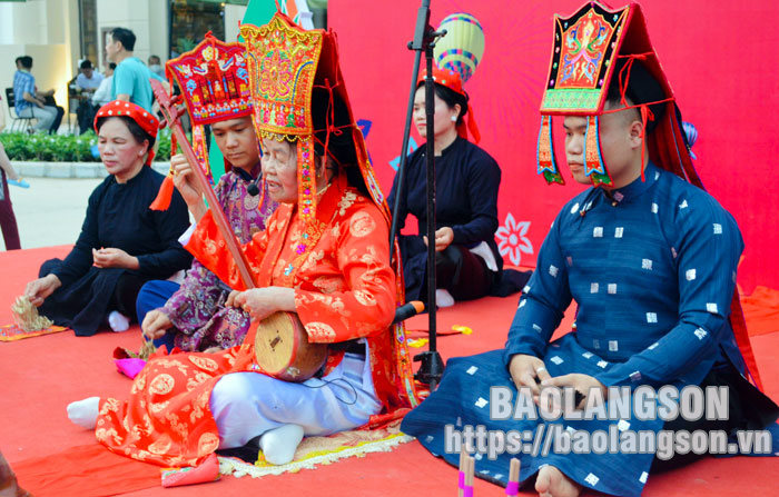 Mũ then cổ – Nét đẹp văn hóa dân tộc Tày, Nùng Lạng Sơn