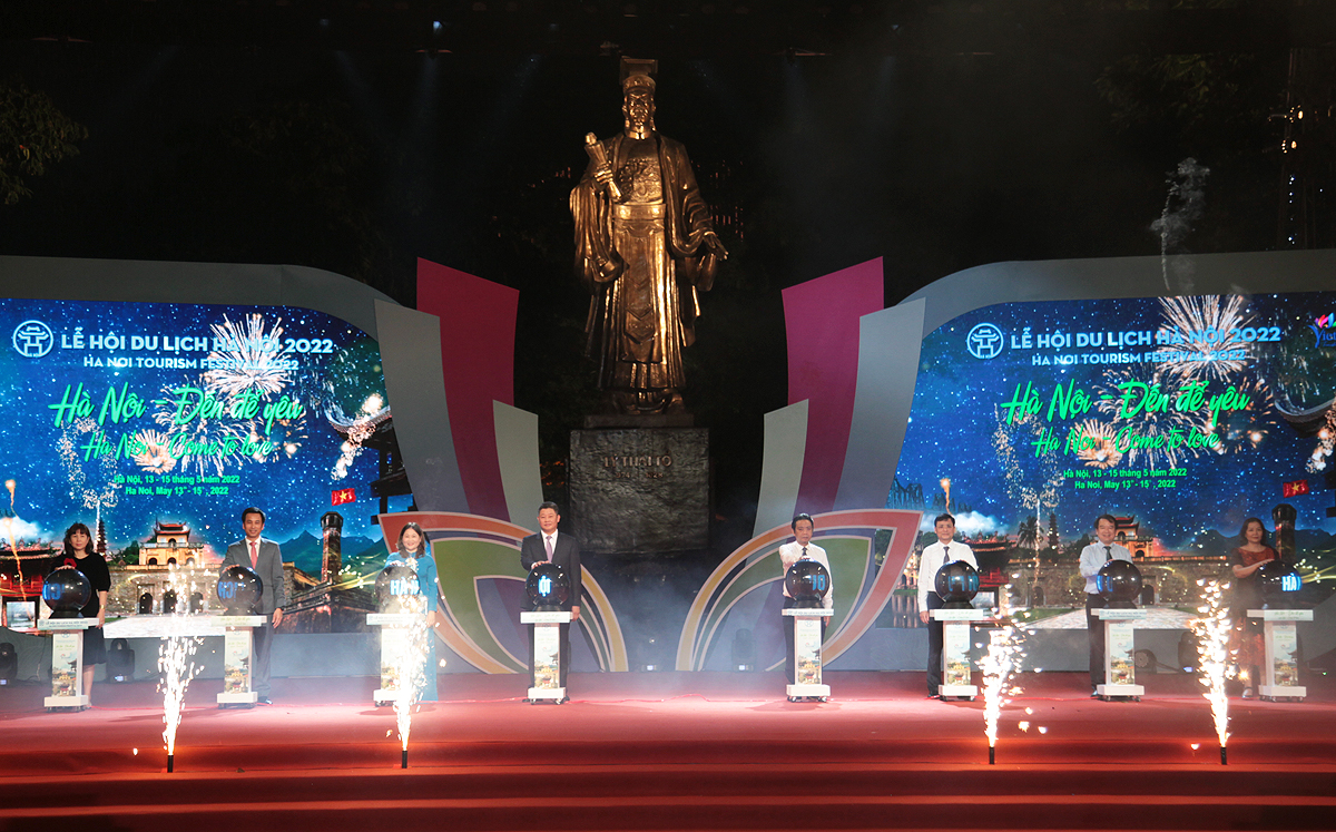 Khai mạc Lễ hội Du lịch Hà Nội 2022: Kích cầu du lịch nhân dịp SEA Games 31