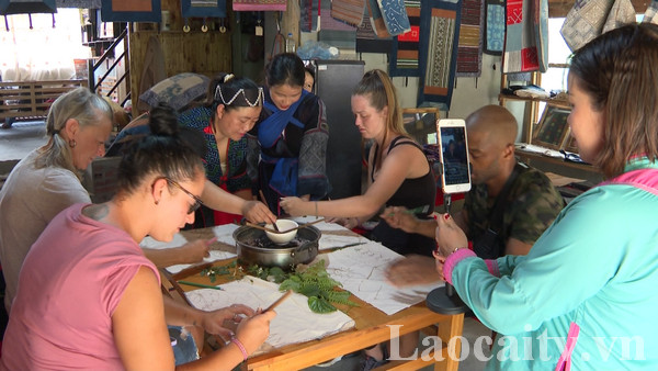 Sa Pa (Lào Cai): Nhiều hoạt động trải nghiệm thu hút khách nước ngoài