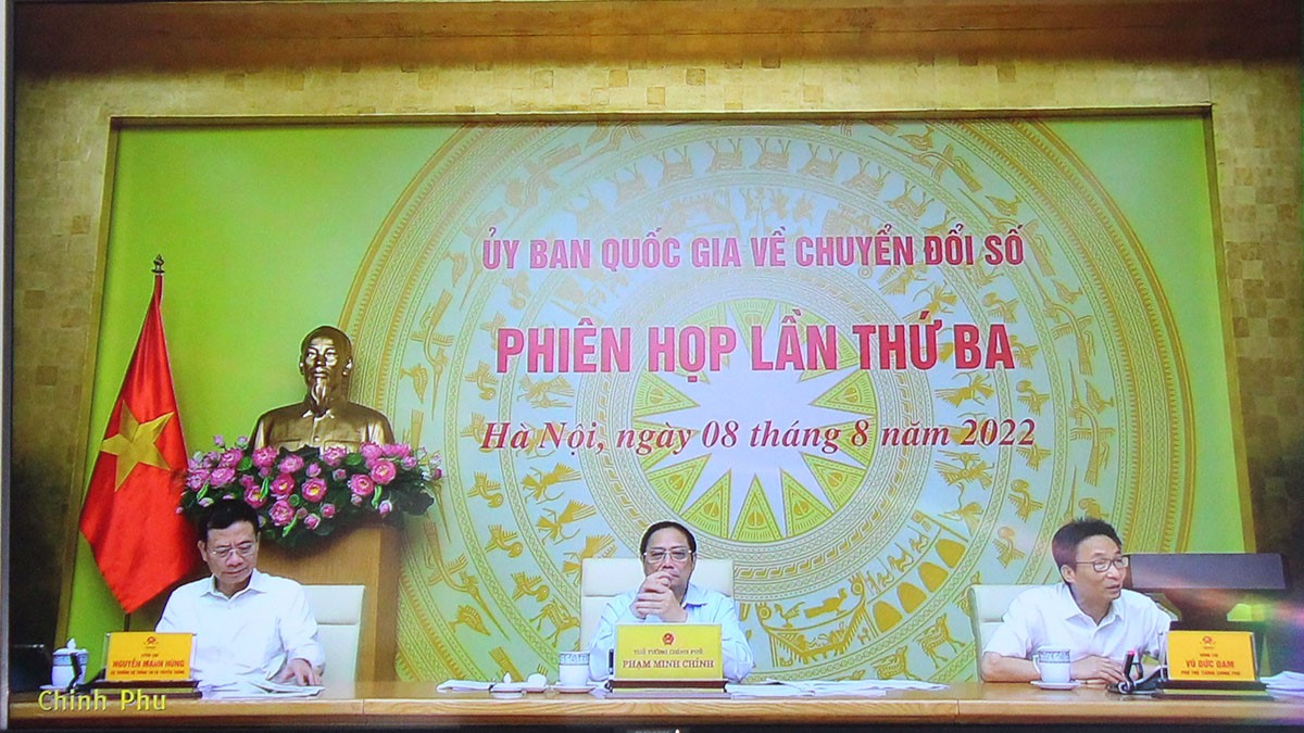 Thủ tướng Phạm Minh Chính: Chuyển đổi số phải lấy người dân, doanh nghiệp là trung tâm