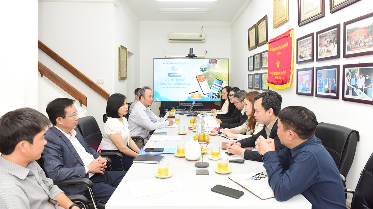 Trung tâm Thông tin du lịch hỗ trợ Ninh Thuận triển khai công tác chuyển đổi số và truyền thông quảng bá du lịch