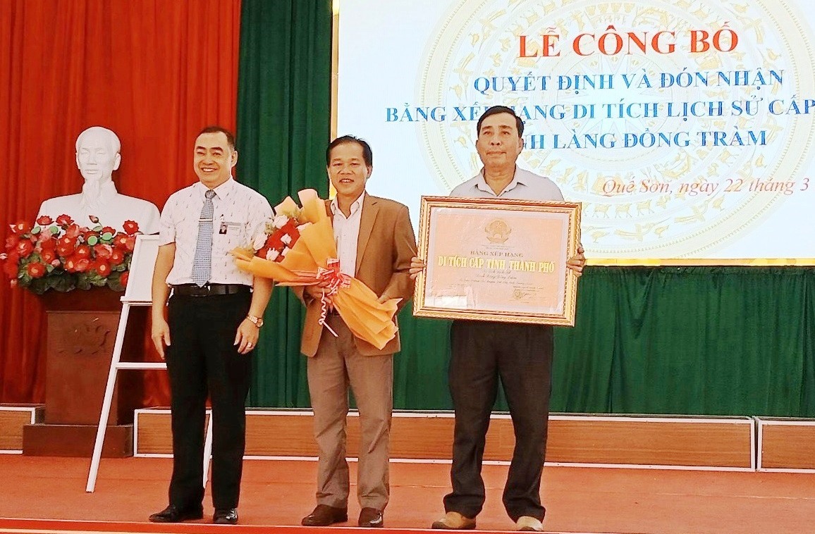 Quảng Nam: Đón nhận Bằng xếp hạng Di tích lịch sử cấp tỉnh đình làng Đồng Tràm