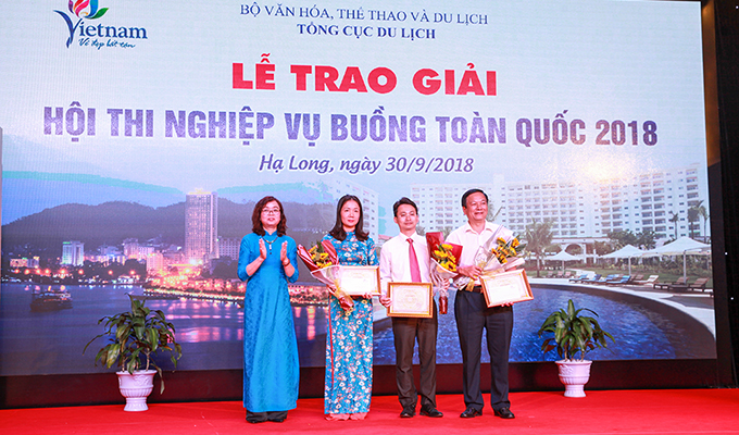 Trao giải Hội thi nghiệp vụ buồng toàn quốc