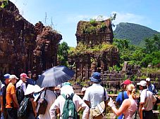 Gần 45 nghìn lượt khách quốc tế đến Mỹ Sơn
