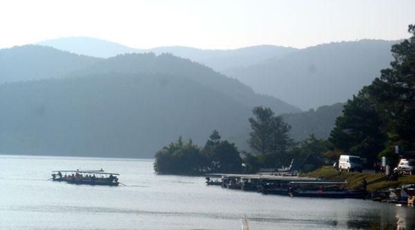 Hồ Tuyền Lâm - địa điểm tham quan, nghỉ dưỡng lý tưởng