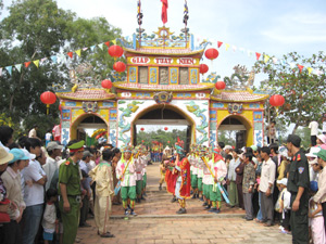 Lễ hội văn hóa du lịch dinh Thầy Thím năm 2008