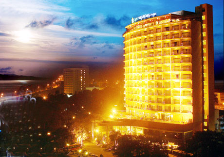 Khách sạn Sài Gòn - Hạ Long (Quảng Ninh) nhận giải khách sạn 4 sao hàng đầu Việt Nam