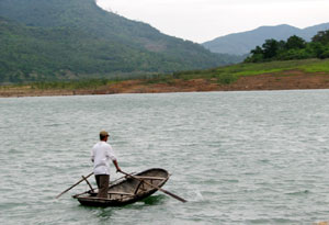 Hồ Yên Lập (Quảng Ninh) - Vẻ đẹp non nước hữu tình