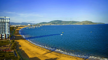 Bãi biển TP Quy Nhơn, Bình Định. Ảnh: Chinhphu.vn
