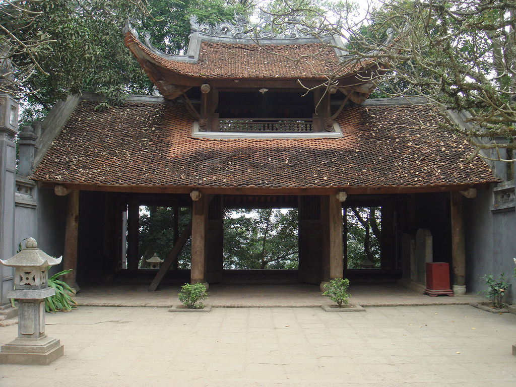 Đền Hùng, Phú Thọ (ảnh: vi.wikipedia.org)