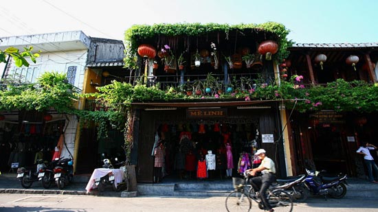 Hội An được trao Giải Vàng “Thành phố được yêu thích nhất năm 2012” (Ảnh: Hà Thành)