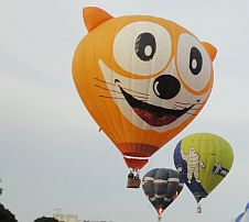 Khinh khí cầu Mèo Vàng của Việt Nam sẽ tham gia Lễ hội (Ảnh: Kim Thoa)