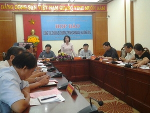 Họp báo thông tin về công tác chuẩn bị chương trình Carnaval Hạ Long 2013. (Ảnh: Văn Đức/Vietnam+)