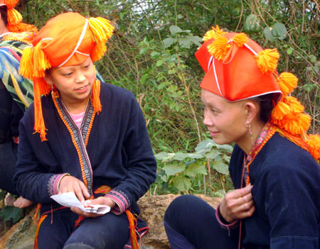 Phụ nữ Dao đỏ Nậm Sài