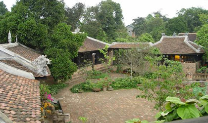 Khu nhà rường cổ Thả Om.