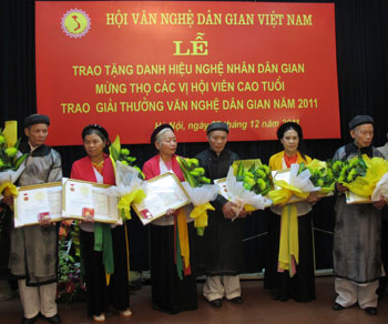 Trao tặng danh hiệu cho các nghệ nhân