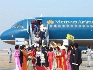 Vietnam Airlines sẽ mở thêm 2 đường bay mới từ 1/7. (Ảnh: TTXVN)